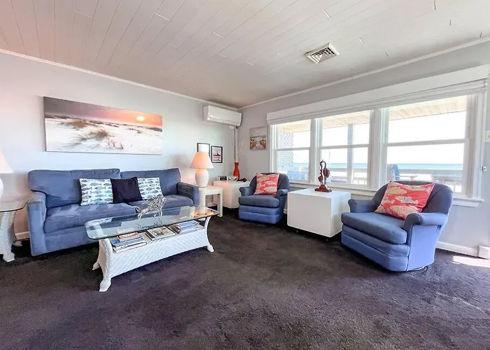 Ocean Front * Boardwalk * Private Balcony Holiday home Ocean City