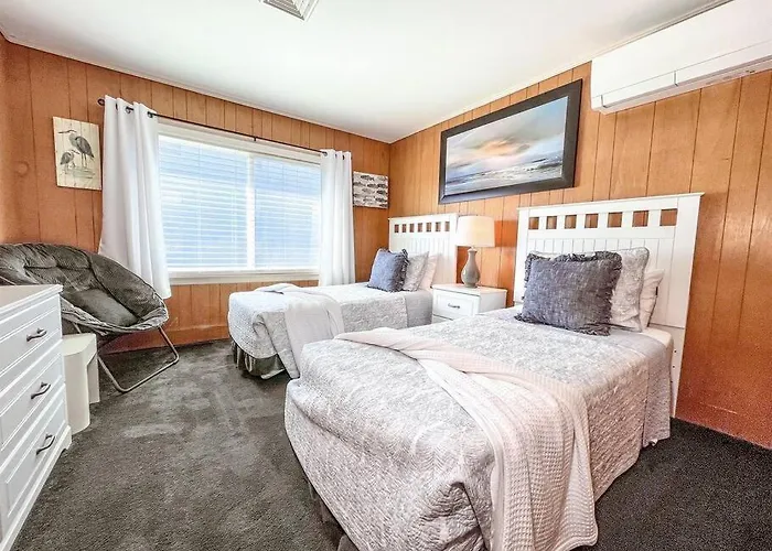 Ocean Front * Boardwalk * Private Balcony Ocean City